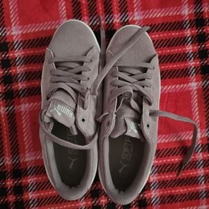 PUMA Suede-Style Casual Sneakers in Mauve Size 6.5